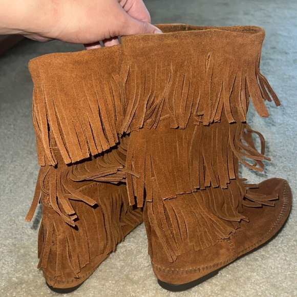 Minnetonka Moccasin 3-Layer Fringe Boot - Picture 2 of 4